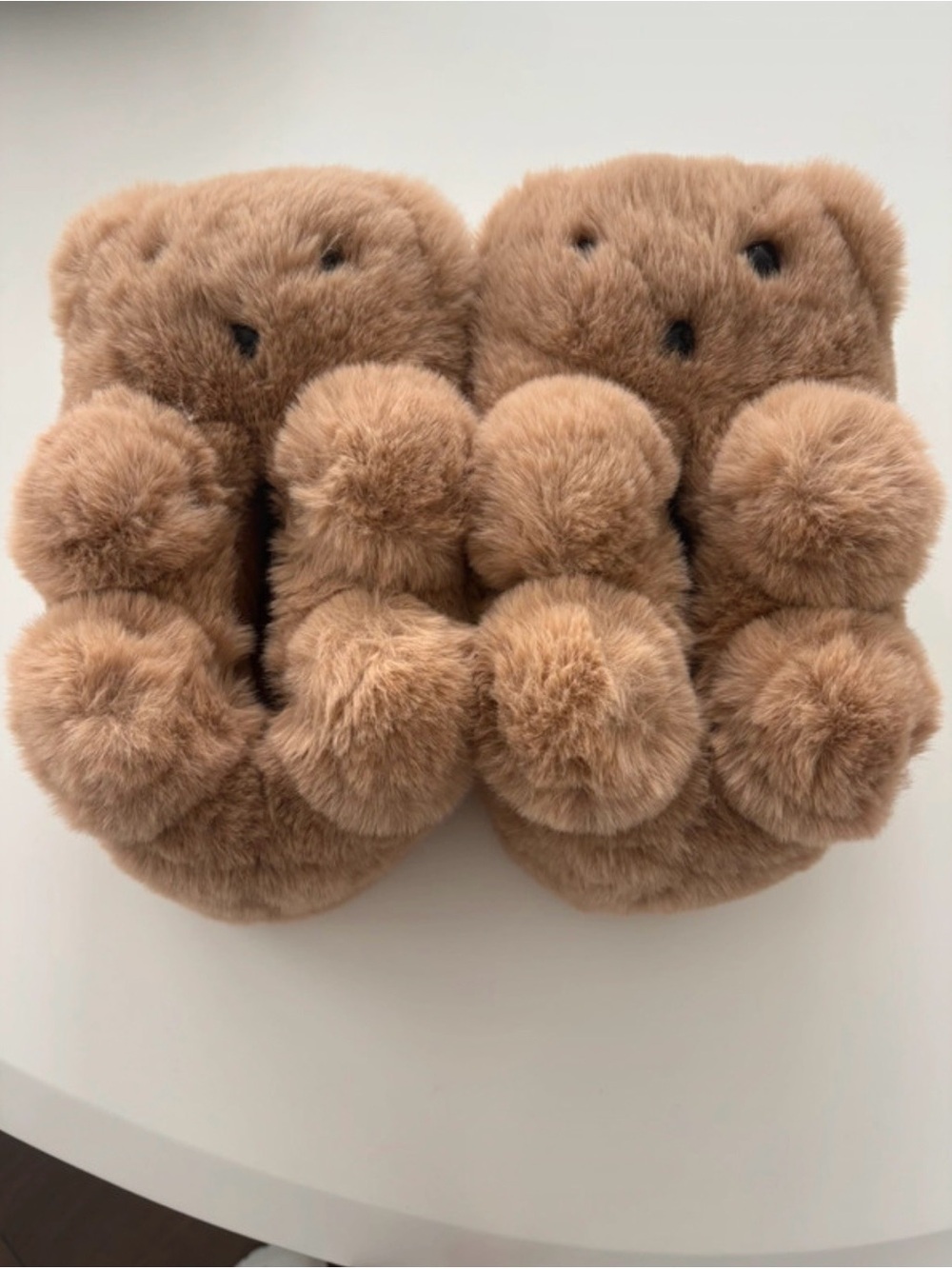 SKIMS (RARE) 🧸 Plush Brown Paw-Shaped Small Pet Bed / NWT in dusty bag